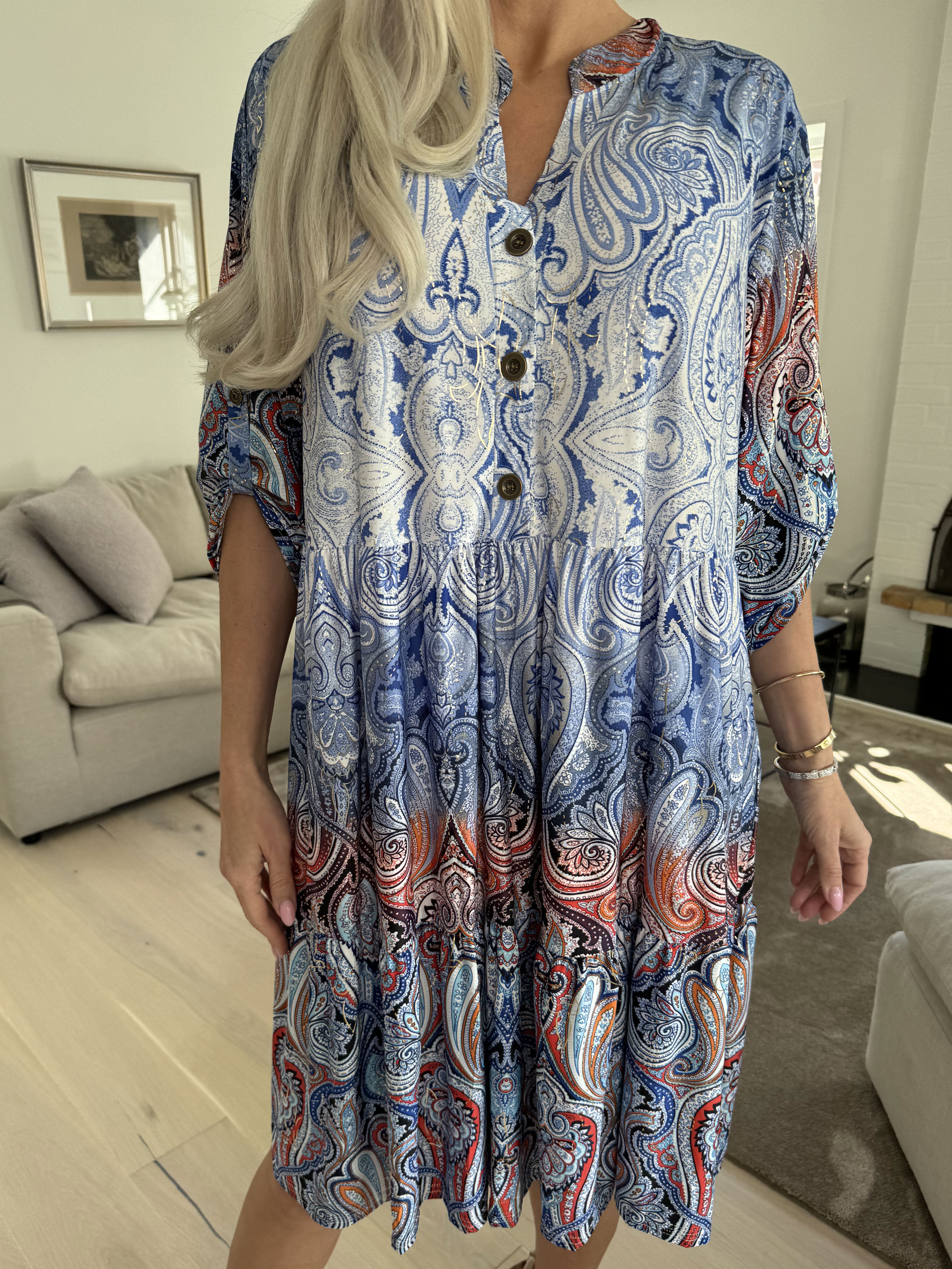 Milano Tamaria Midi - Klä dig i fint tryck i en lager-på-lager-look